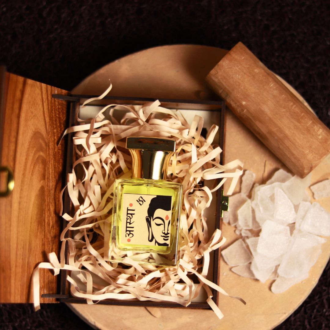 Aastha Perfume - एक आध्यात्मिक एहसास ( लाल चंदन से बनाया गया है )