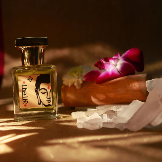 Aastha Perfume - एक आध्यात्मिक एहसास ( लाल चंदन से बनाया गया है )